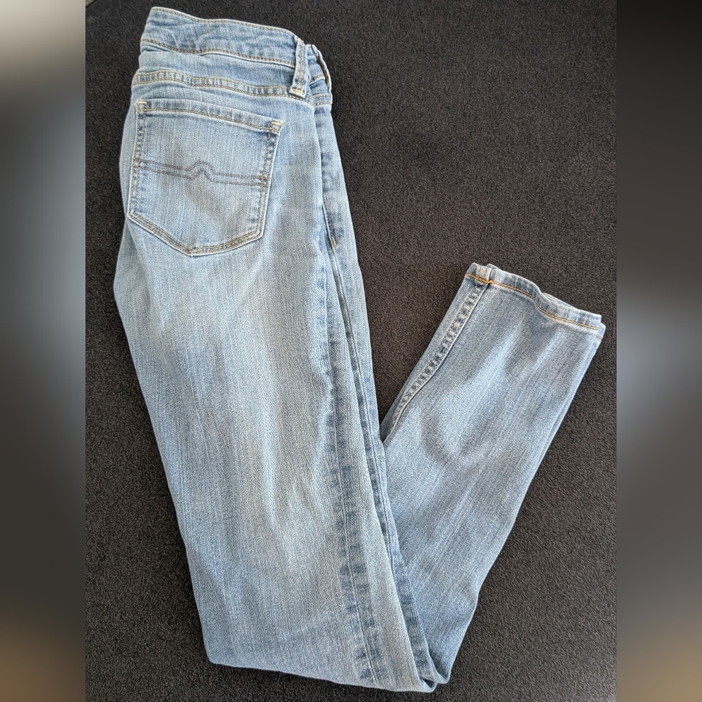 Junior's Size 0 Short Jeans